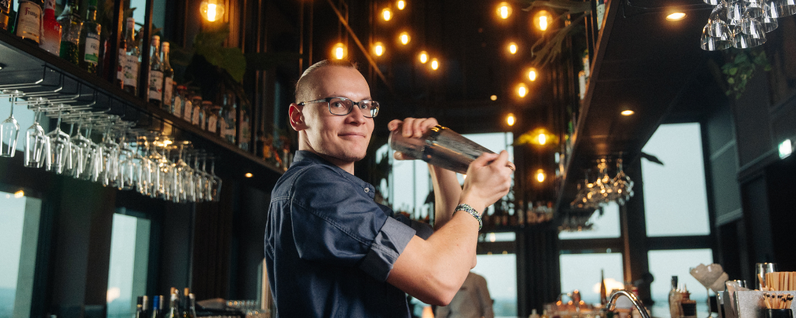 Aushilfe Bar im 15 High  (w/m/d)