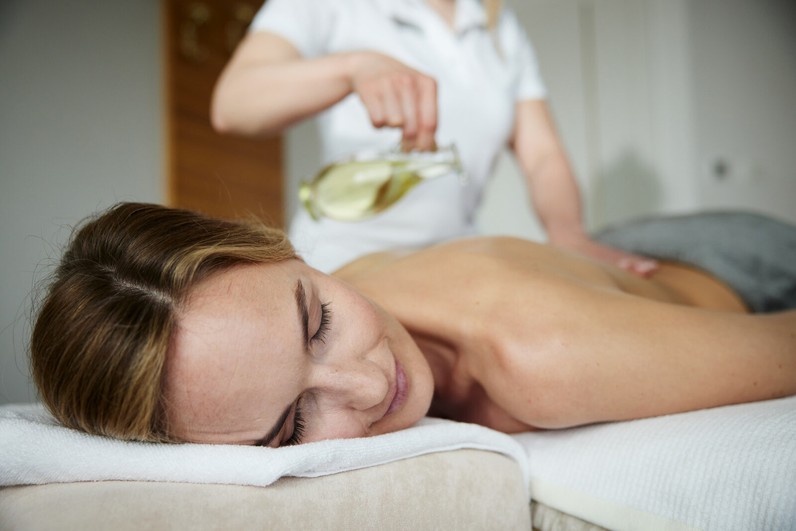 Spa Mitarbeiter Massage/Kosmetik/Fußpflege (m/w/d)