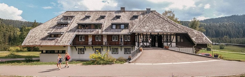 Rezeptionsmitarbeiter (m/w/d) in Hinterzarten/Titisee - Minijob