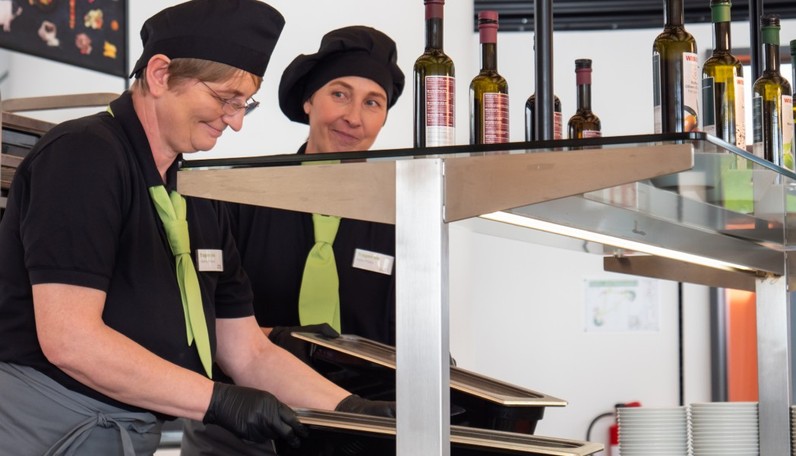 Küchenhilfe (m/w/d) mit Fahrertätigkeiten