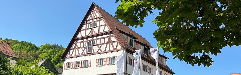 Mitarbeiter Service und Rezeption (m/w/d) in Voll- oder Teilzeit