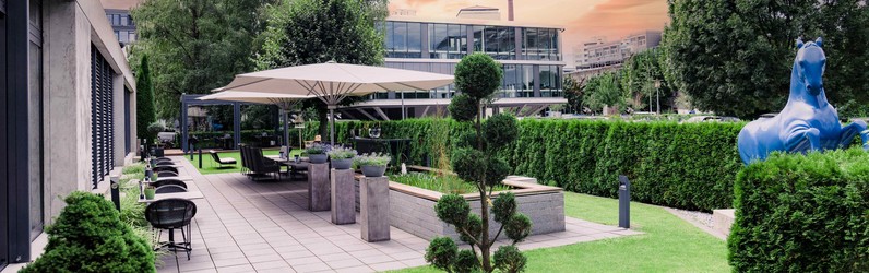 Jung Barkeeper m/w/d