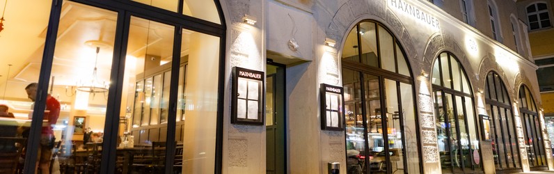 Servicekräfte Straßenverkauf (m/w/d) im HAXNBAUER  in München