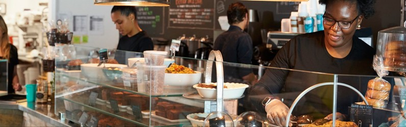 Servicehilfe (m/w/d) in Teilzeit (20 - 30 Wochenstunden)