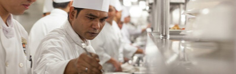 Lead the Way in Culinary Excellence: Chef de Partie  m/f/x with Cunard Line