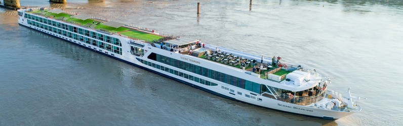 Set Sail for Culinary Adventure: Become a Chef de Partie m/f/x on a Scenic River Cruise!