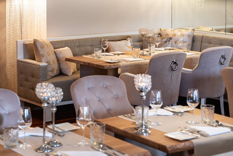 Servicemitarbeiter | Demichef de Rang (m|w|d)