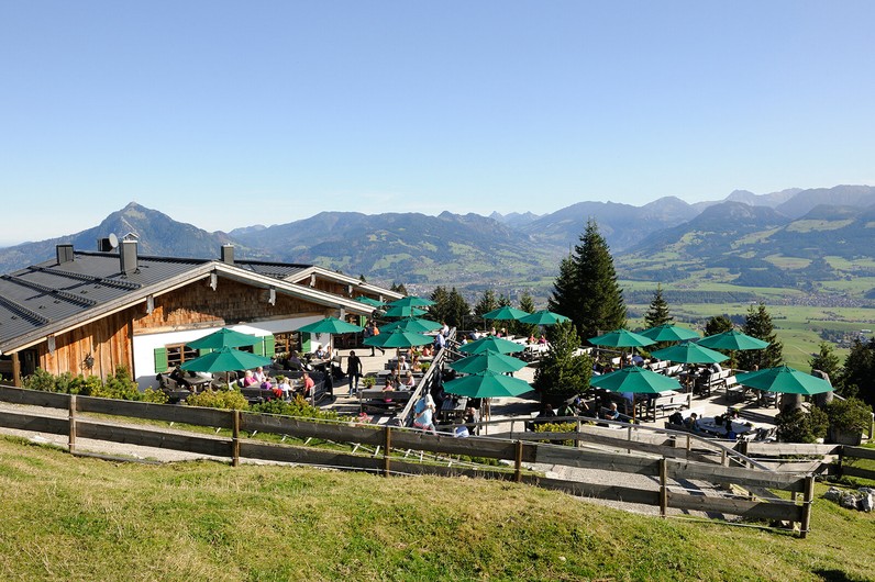 Kassierer und Allrounder Weltcuphütte (m/w/d)