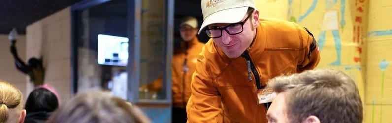 Mitarbeiter Fahranlagen / Gästebetreuer am Karussell (m/w/d) in Voll-/Teilzeit