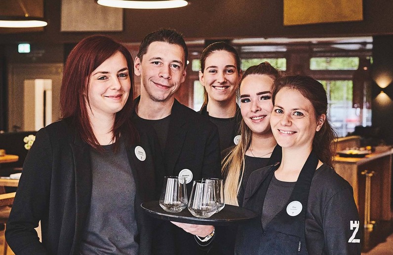 Servicemitarbeiter im Spätdienst in Voll- oder Teilzeit (m/w/d)