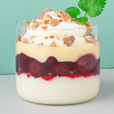 Privatmolkerei Naarmann Privatmolkerei Naarmann mit wenig Aufwand durch ihre servierfertigen Puddings