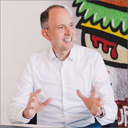 Jochen Kramer Jochen Kramer, Geschäftsführer SALOMON FOODWORLD