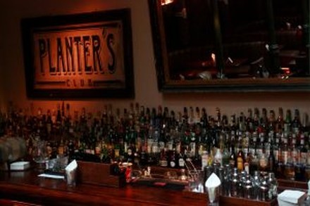 Britische Kronkolonie: Planters Club – Wien