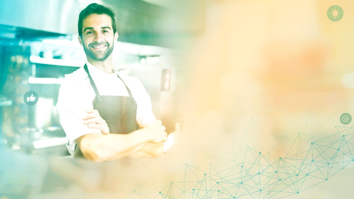 Foto: iStockphoto Mann lacht in die Kamera