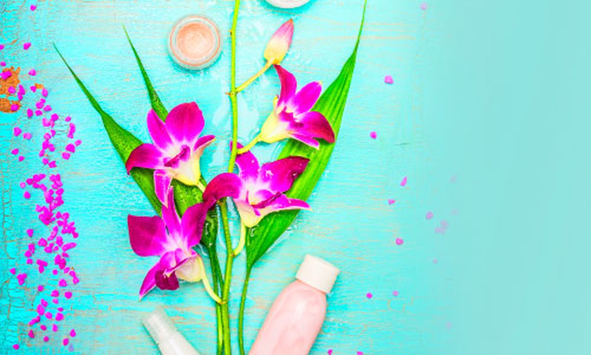 fotolia.com: dariazu Baden in Wellness und Luxus