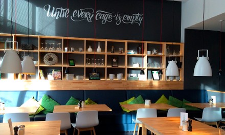 Gastraum sattgrün Gastraum sattgrün