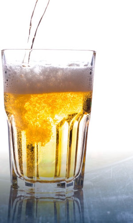 Glas mit Bier Glas mit Bier