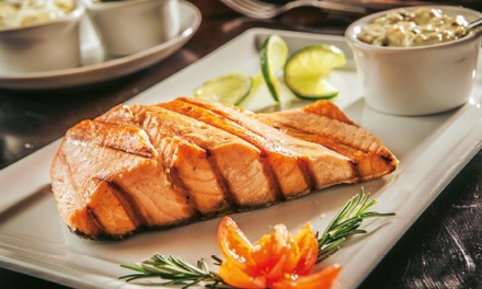 Gegrillter Lachs Gegrillter Lachs