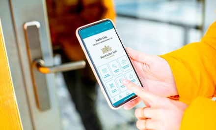 Hotel App auf dem Smartphone Hotel App auf dem Smartphone