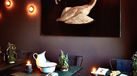 Restaurant Seven Swans Restaurant Seven Swans