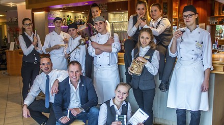 Teambild Parkhotel Weiskirchen Teambild Parkhotel Weiskirchen