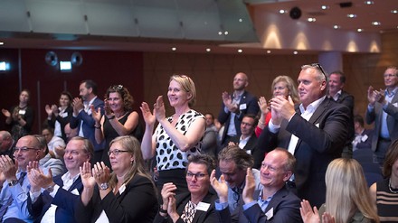 Das Publikum belohnte die Musiker mit frenetischem Applaus und Standing Ovations Das Publikum belohnte die Musiker mit frenetischem Applaus und Standing Ovations