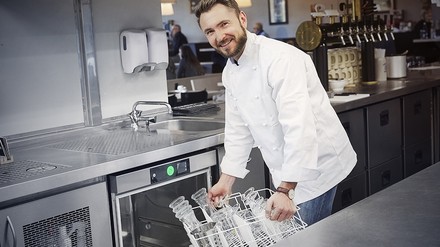 Mit bis zu 25 Prozent Anteil ist die Küche einer der größten Gastro-Energiefresser. Mit bis zu 25 Prozent Anteil ist die Küche einer der größten Gastro-Energiefresser.