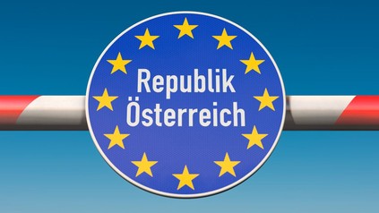 Schlagbaum an der Grenze zu Österreich