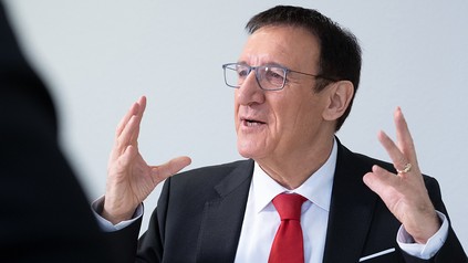 Wolfgang Reinhart