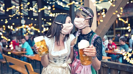 Ein Biergarten in Bayern