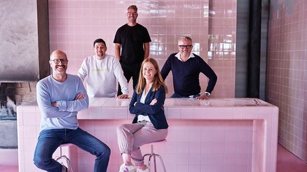 Die fünf Gesellschafter der Tellerrand Consulting (v.l.n.r.): Patrick Rüther, Tim Mälzer, Tim Koch, Kerstin Rapp-Schwan und Sven Freystatzky