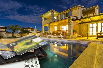 Feriendomizil mit Pool