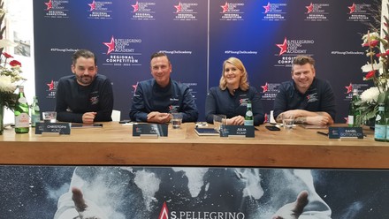 Die Jury (v. l. n. r.): Christoph Kunz, Tim Raue, Julia Komp und Daniel Gottschlich (Foto: © HOGAPAGE/KG)