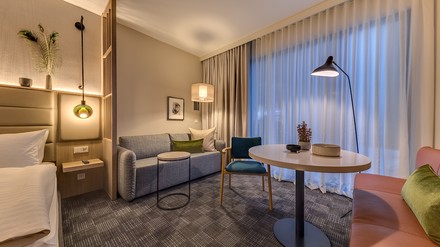 Blick in eines der Zimmer des neuen Adina Apartment Hotel Köln