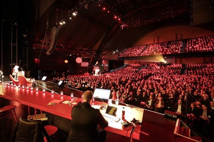 Das gut besuchte internationale Foodservice-Forum im Rahmen Internorga in einer großen Halle