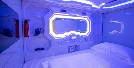 Eine der Schlafkabinen im neu eröffneten Karlsruher area24|7 Apartment