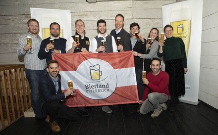 (v. l.): Christian Harringer, Clemens Kainradl, Philipp Geiger, Michael Kolarik-Leingartner, Felix Schiffner, Harry Mittermaier, Julian Selinger, Julia Telsnig, Manuel Bartolacci, Birgit Rieber