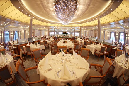 Der Speisesaal der MS Europa