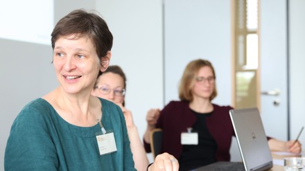 Silke Friedrich von der FH Münster koordiniert die zweite Runde des Forschungsprojekts „Nachhaltiges Produzieren und Konsumieren in der Außer-Haus-Gastronomie“, kurz NAHGAST II