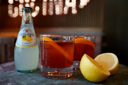 Der L’Osteria Negroni mit fruchtig-frischer Limonata