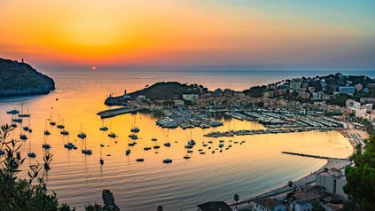 Ein Panorama einer Stadt auf Mallorca