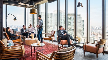 Als Hauptschwerpunkte des ersten Treffens wurden einstimmig die Bereiche Umwelt, Soziales und Unternehmensführung definiert. (Foto: © Accor)
Meeting