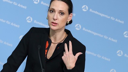Valerie Holsboer
