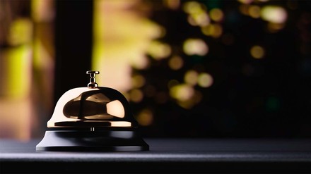 Klingel auf der Hotelrezeption