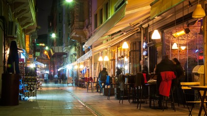 Ein Straßencafe