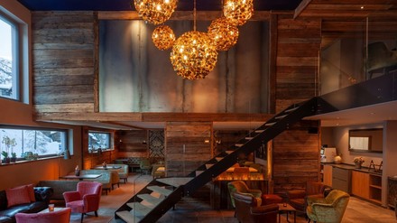 Lobby des 22 Summits Boutique Hotels