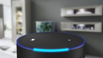 Die sogenannte Amazon Alexa in einem Wohnzimmer