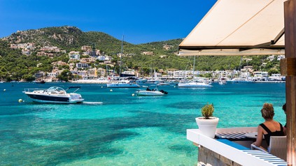 Ein Meer- und Bergpanorama in Mallorca