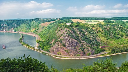 Loreley-Plateau über dem Rhein