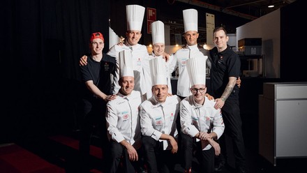 Mannschaftsfoto der Schweizer Kochnationallmanschaft beim Culiary World Cup 2022.